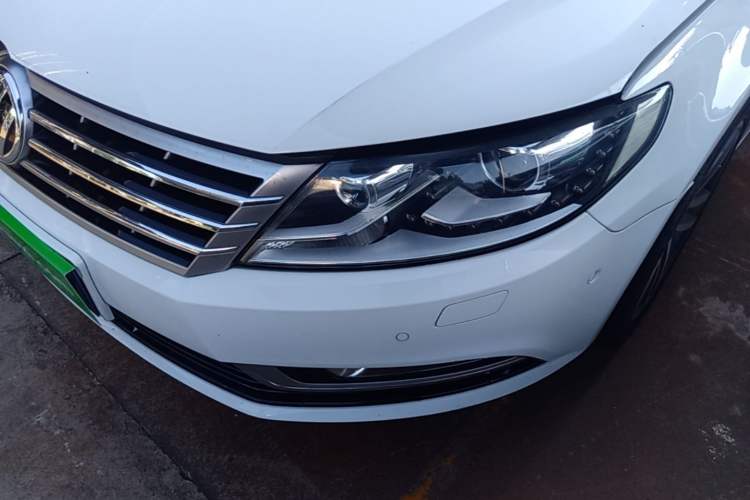 Used Volkswagen FAW-Volkswagen CC 2015 2.0 TSI Luxury Model Left Front Headlight