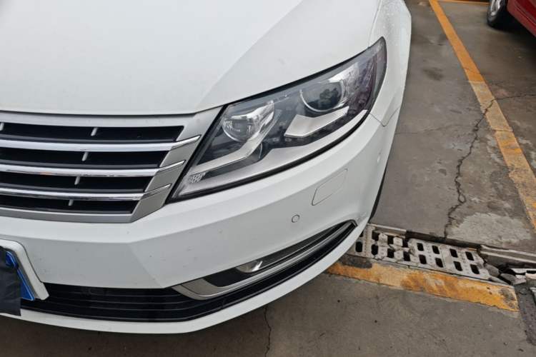 Used Volkswagen FAW-Volkswagen CC 2015 1.8TSI Luxury Model Left Front Headlight