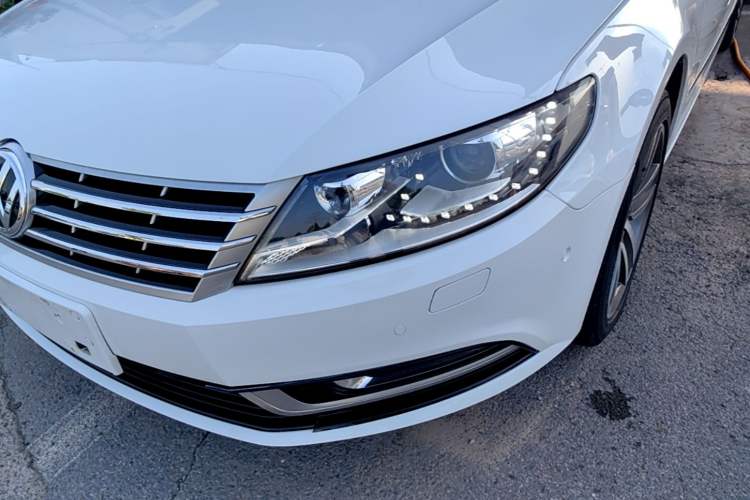 Used Volkswagen FAW-Volkswagen CC 2015 1.8TSI Luxury Model Left Front Headlight