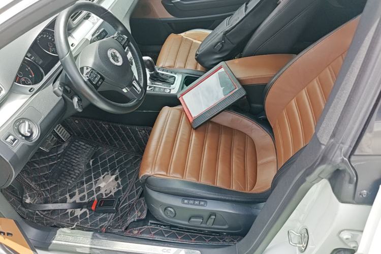Used Volkswagen FAW-Volkswagen CC 2015 1.8TSI Luxury Model Left Front Seat