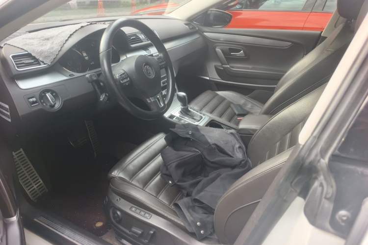 Used Volkswagen FAW-Volkswagen CC 2015 2.0 TSI Ultimate Model Left Front Seat
