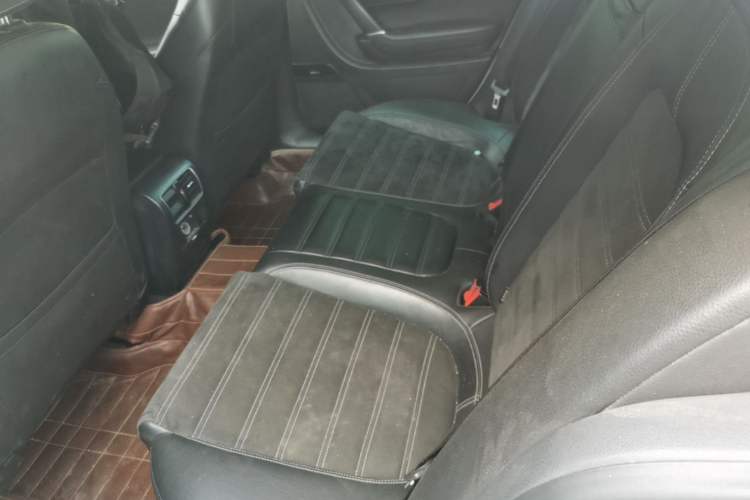 Used Volkswagen FAW-Volkswagen CC 2015 1.8TSI Luxury Model Left Rear Seat