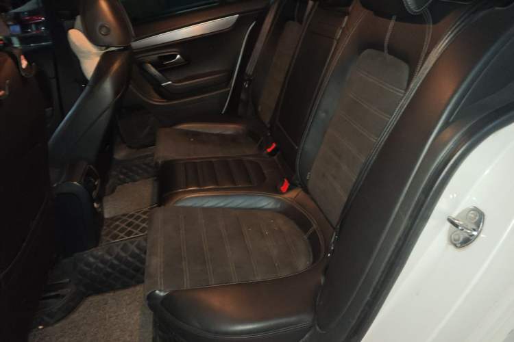 Used Volkswagen FAW-Volkswagen CC 2015 1.8TSI Luxury Model Left Rear Seat