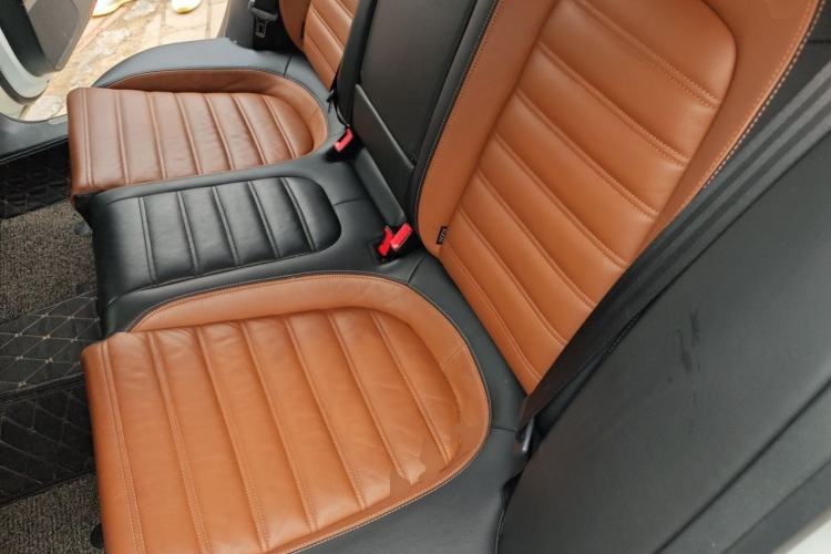Used Volkswagen FAW-Volkswagen CC 2015 1.8TSI Luxury Model Left Rear Seat
