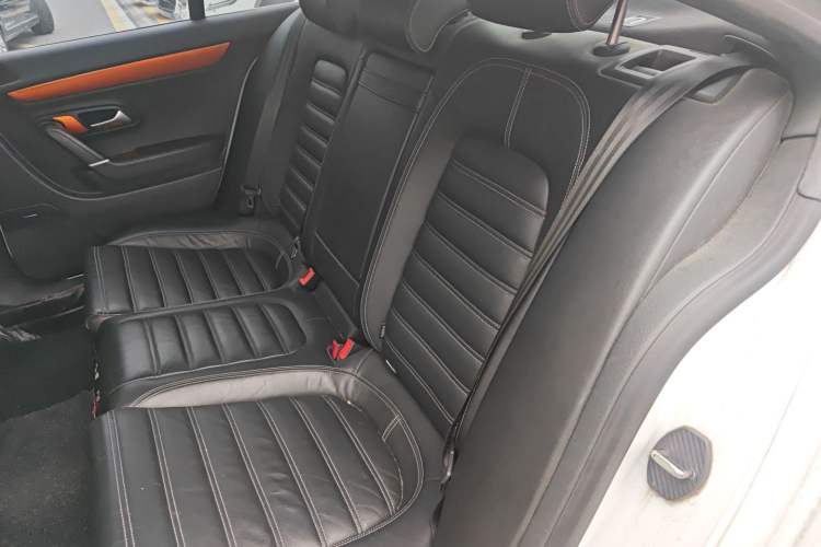Used Volkswagen FAW-Volkswagen CC 2015 1.8TSI Prestige Model Left Rear Seat