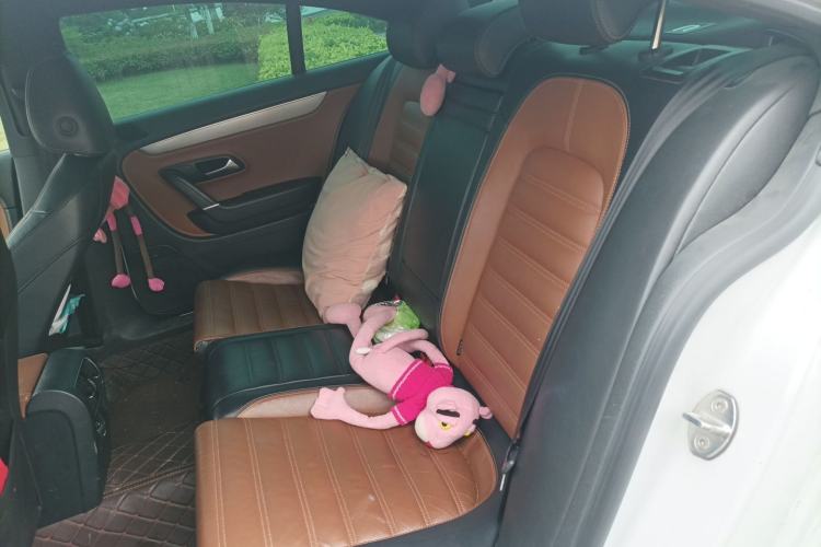 Used Volkswagen FAW-Volkswagen CC 2015 2.0 TSI Luxury Model Left Rear Seat