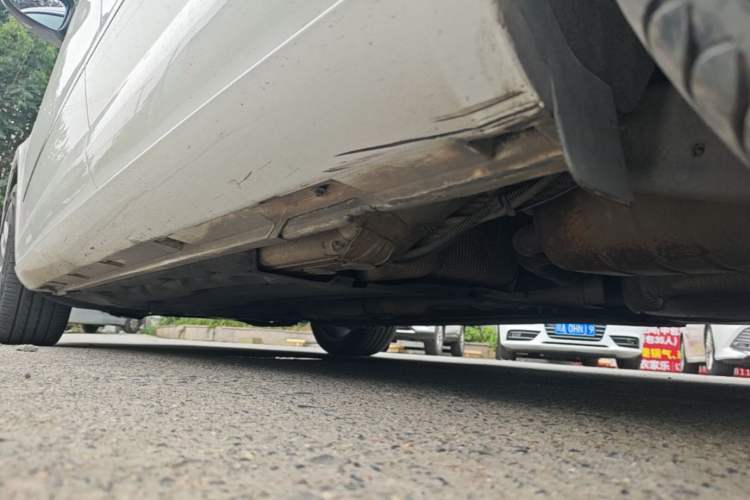 Used Volkswagen FAW-Volkswagen CC 2015 2.0 TSI Luxury Model Left Side Sill