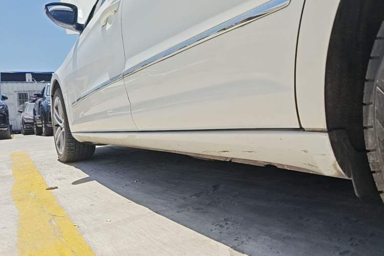 Used Volkswagen FAW-Volkswagen CC 2015 1.8TSI Luxury Model Left Side Sill