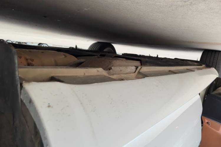 Used Volkswagen FAW-Volkswagen CC 2015 1.8TSI Luxury Model Left Side Sill