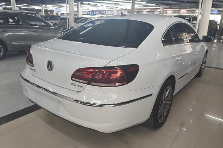 Used Volkswagen FAW-Volkswagen CC 2015 2.0 TSI Luxury Model Rear Right 45 Deg