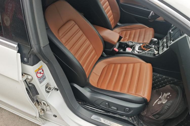 Used Volkswagen FAW-Volkswagen CC 2015 2.0 TSI Luxury Model Right Front Seat