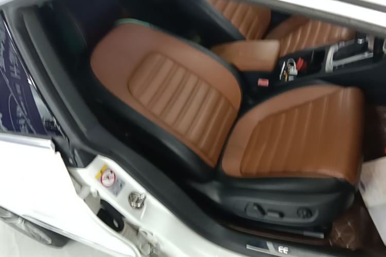 Used Volkswagen FAW-Volkswagen CC 2015 1.8TSI Luxury Model Right Front Seat