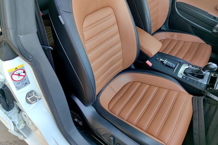 Used Volkswagen FAW-Volkswagen CC 2015 1.8TSI Luxury Model Right Front Seat