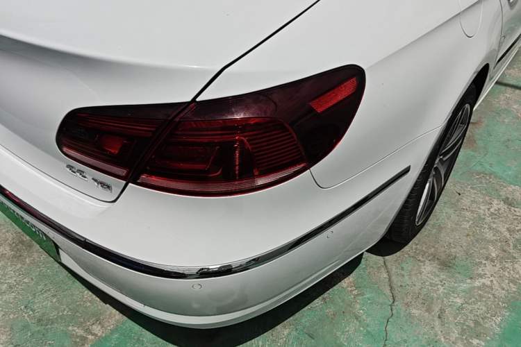 Used Volkswagen FAW-Volkswagen CC 2015 1.8TSI Luxury Model Right Rear Taillight