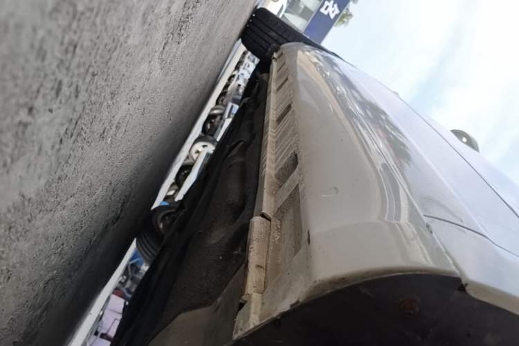 Used Volkswagen FAW-Volkswagen CC 2015 1.8TSI Luxury Model Right Side Sill
