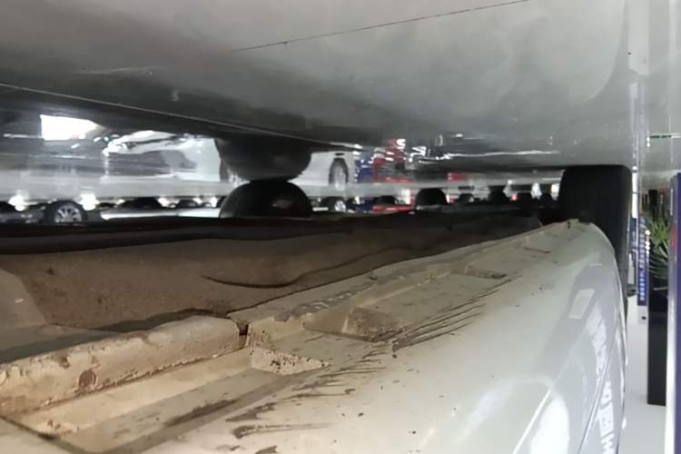 Used Volkswagen FAW-Volkswagen CC 2015 1.8TSI Luxury Model Right Side Sill
