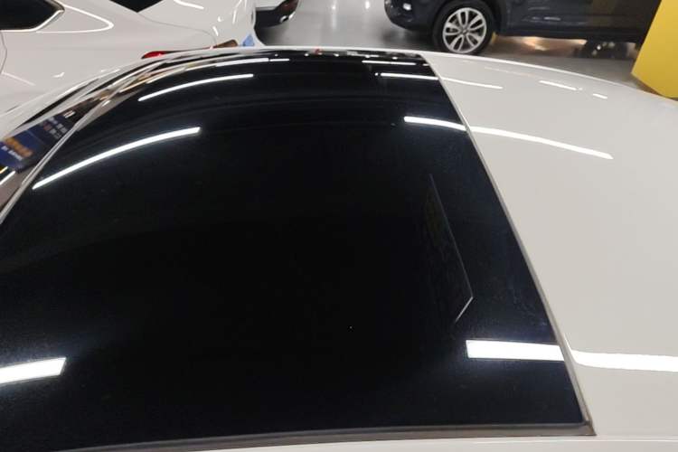 Used Volkswagen FAW-Volkswagen CC 2015 1.8TSI Luxury Model Roof