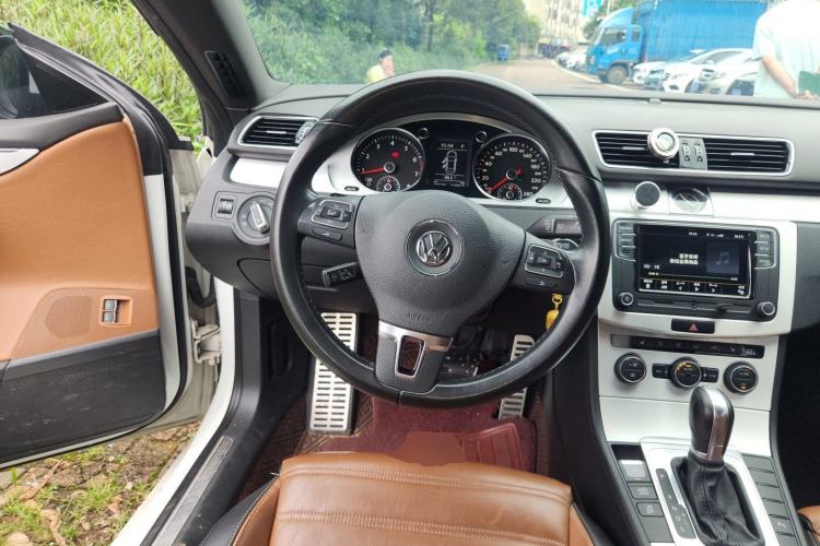 Used Volkswagen FAW-Volkswagen CC 2015 1.8TSI Luxury Model Steering Wheel