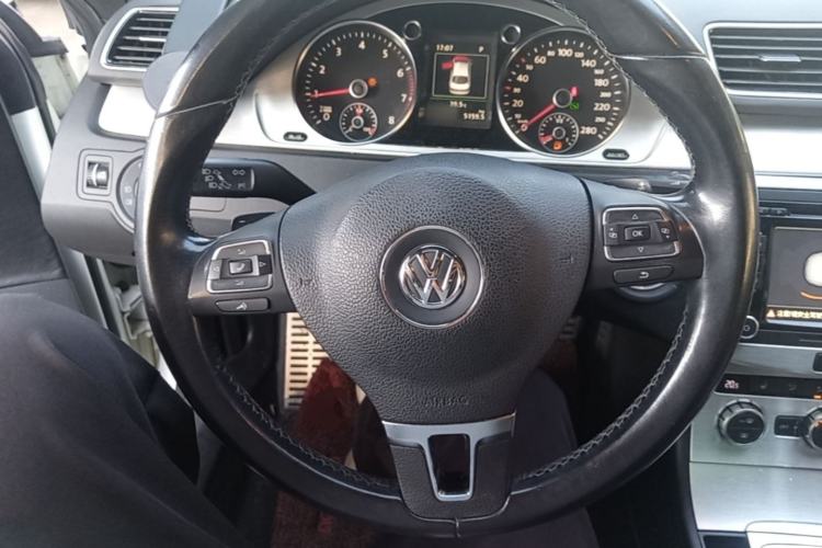 Used Volkswagen FAW-Volkswagen CC 2015 2.0 TSI Luxury Model Steering Wheel