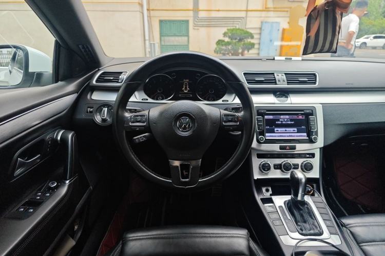 Used Volkswagen FAW-Volkswagen CC 2015 1.8TSI Prestige Model Steering Wheel