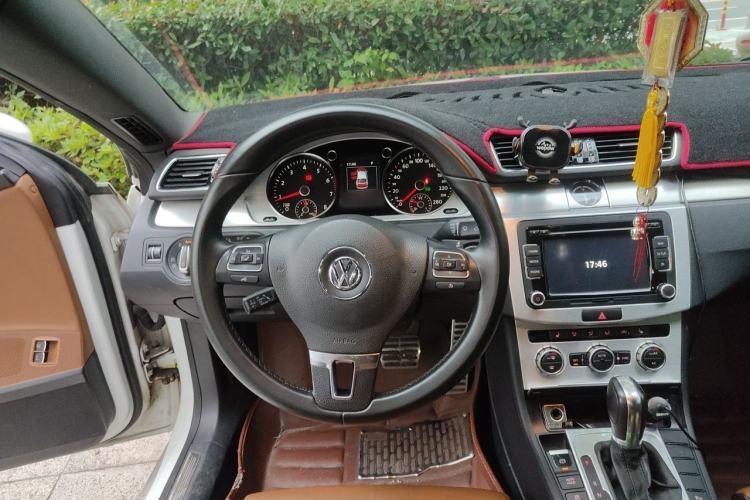 Used Volkswagen FAW-Volkswagen CC 2015 1.8TSI Luxury Model Steering Wheel