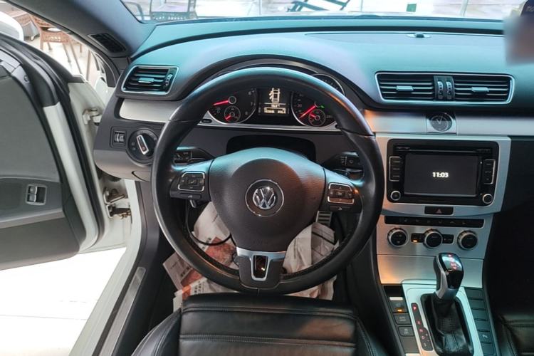Used Volkswagen FAW-Volkswagen CC 2015 1.8TSI Prestige Model Steering Wheel