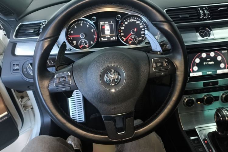 Used Volkswagen FAW-Volkswagen CC 2015 1.8TSI Luxury Model Steering Wheel