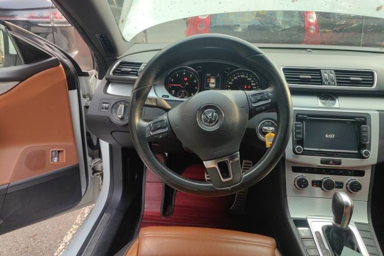 Used Volkswagen FAW-Volkswagen CC 2015 1.8TSI Luxury Model Steering Wheel