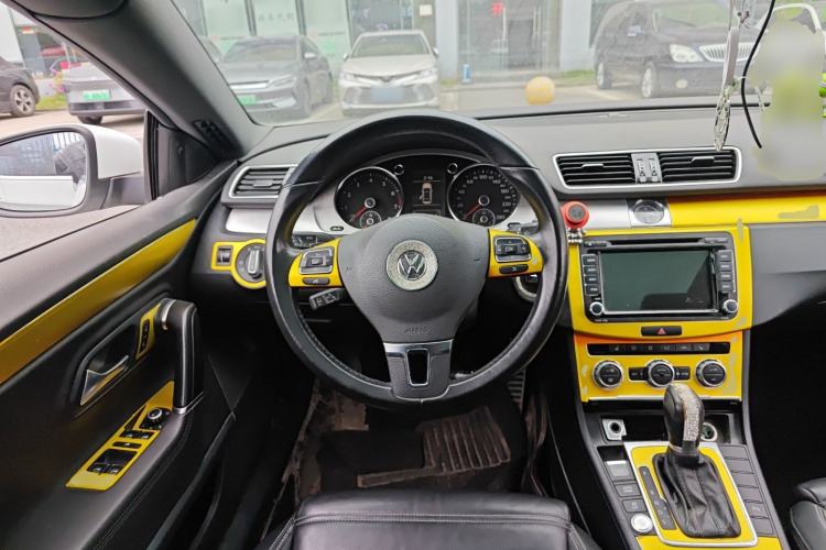 Used Volkswagen FAW-Volkswagen CC 2015 1.8TSI Prestige Model Steering Wheel