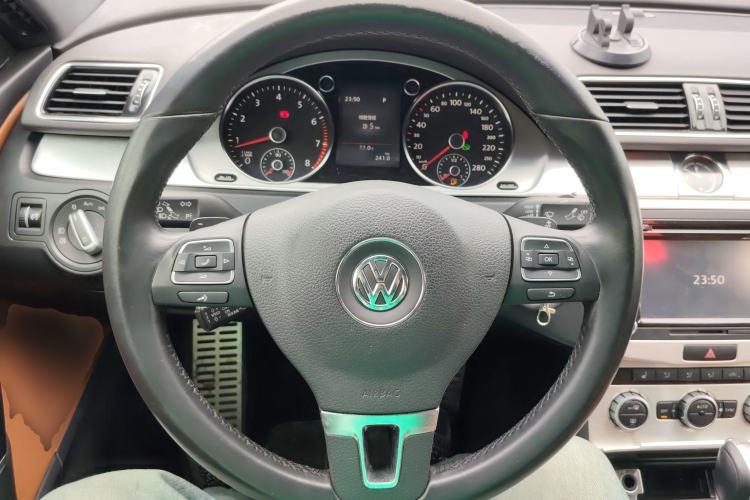 Used Volkswagen FAW-Volkswagen CC 2015 1.8TSI Luxury Model Steering Wheel