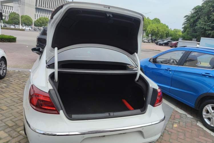 Used Volkswagen FAW-Volkswagen CC 2015 1.8TSI Luxury Model Trunk