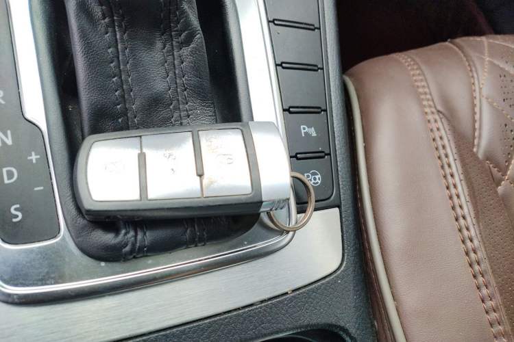 Used Volkswagen FAW-Volkswagen CC 2015 1.8TSI Luxury Model Vehicle Key