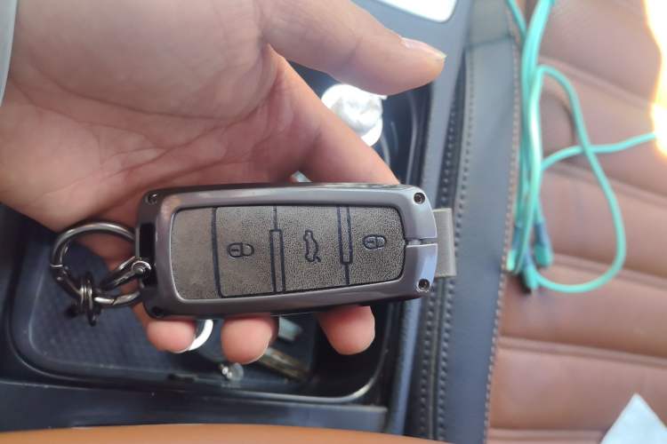 Used Volkswagen FAW-Volkswagen CC 2015 2.0 TSI Ultimate Model Vehicle Key