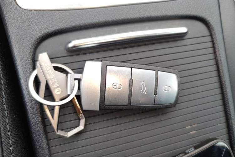 Used Volkswagen FAW-Volkswagen CC 2015 1.8TSI Luxury Model Vehicle Key