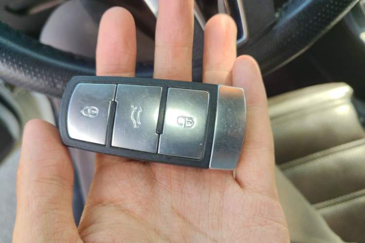 Used Volkswagen FAW-Volkswagen CC 2015 2.0 TSI Ultimate Model Vehicle Key