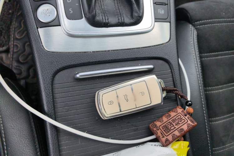 Used Volkswagen FAW-Volkswagen CC 2015 1.8TSI Luxury Model Vehicle Key