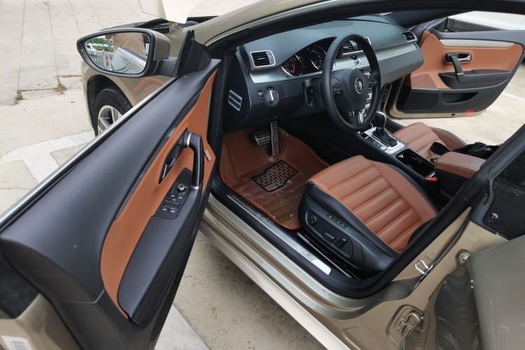 Used Volkswagen FAW-Volkswagen CC 2015 1.8TSI Luxury Model Driver Seat