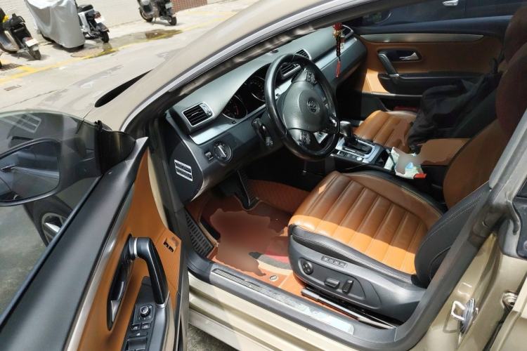 Used Volkswagen FAW-Volkswagen CC 2015 2.0 TSI Luxury Model Driver Seat