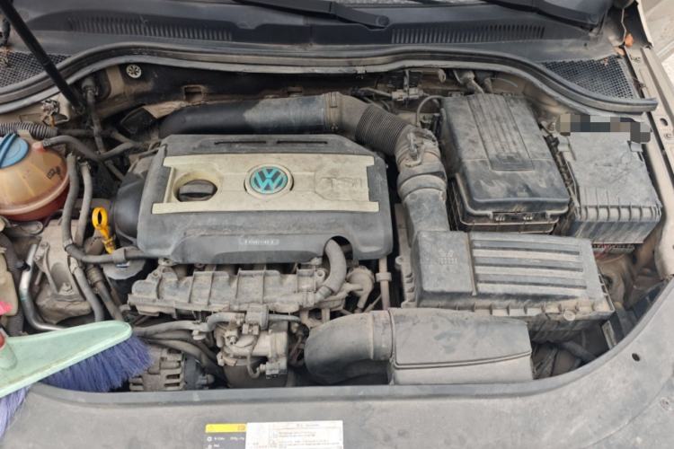 Used Volkswagen FAW-Volkswagen CC 2015 1.8TSI Prestige Model Engine Bay