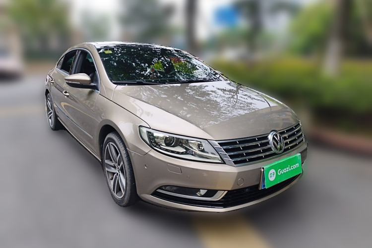 Used Volkswagen FAW-Volkswagen CC 2015 1.8TSI Luxury Model Front Right 45 Deg