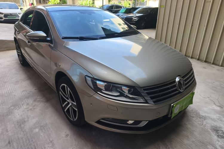 Used Volkswagen FAW-Volkswagen CC 2015 2.0 TSI Luxury Model Front Right 45 Deg