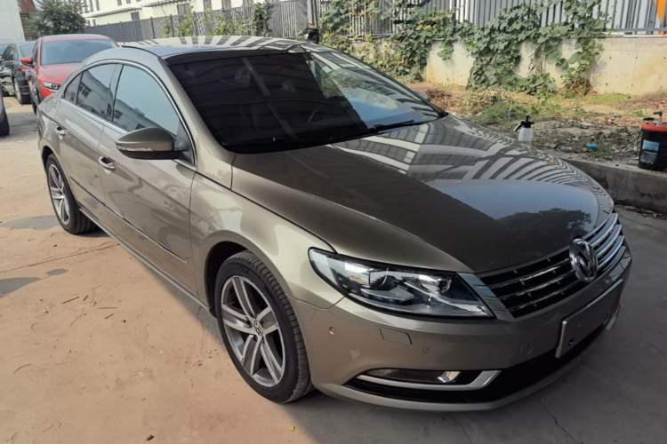 Used Volkswagen FAW-Volkswagen CC 2015 1.8TSI Luxury Model Front Right 45 Deg