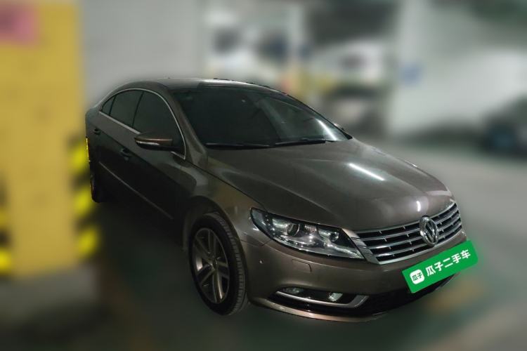Used Volkswagen FAW-Volkswagen CC 2015 2.0 TSI Luxury Model Front Right 45 Deg
