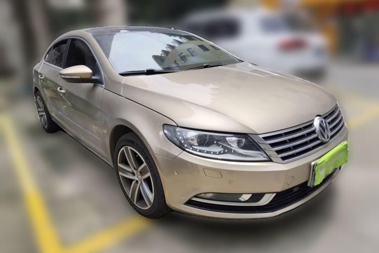 Used Volkswagen FAW-Volkswagen CC 2015 2.0 TSI Luxury Model Front Right 45 Deg