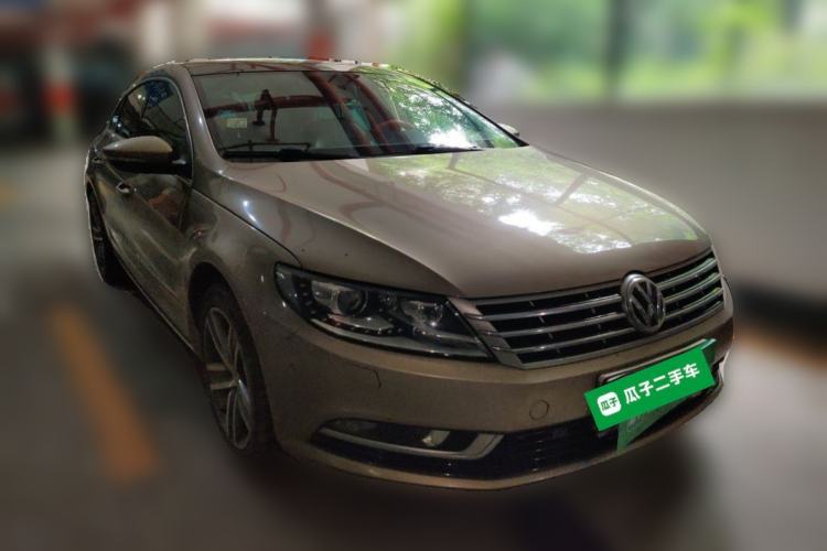Used Volkswagen FAW-Volkswagen CC 2015 1.8TSI Luxury Model Front Right 45 Deg