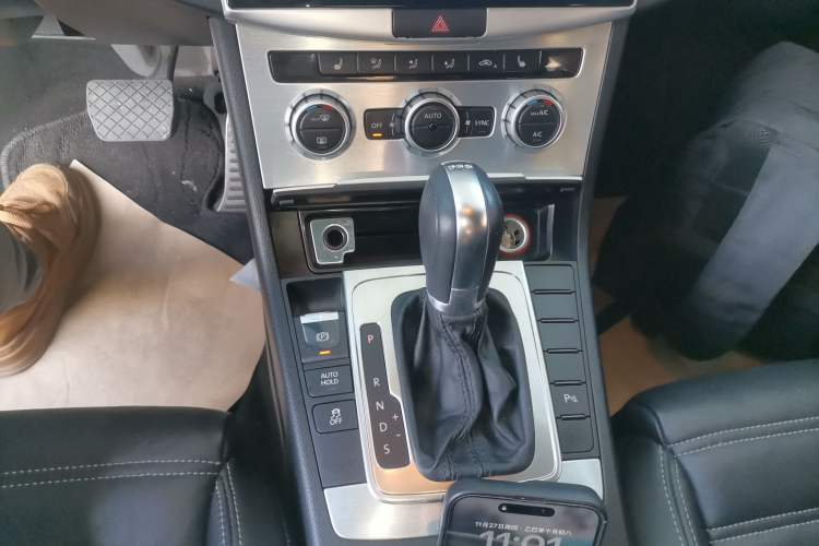Used Volkswagen FAW-Volkswagen CC 2015 1.8TSI Prestige Model Gear Lever