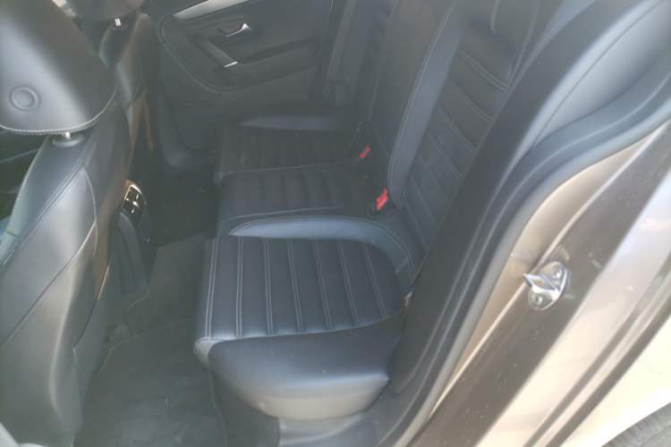 Used Volkswagen FAW-Volkswagen CC 2015 1.8TSI Prestige Model Interior 4