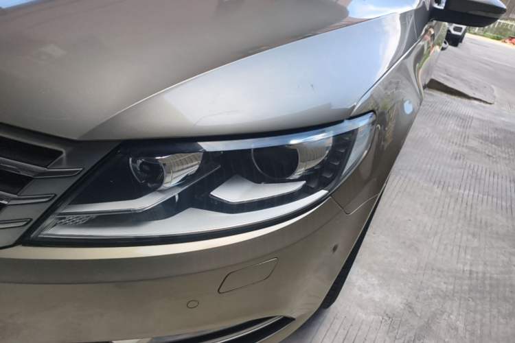 Used Volkswagen FAW-Volkswagen CC 2015 2.0 TSI Luxury Model Left Front Headlight
