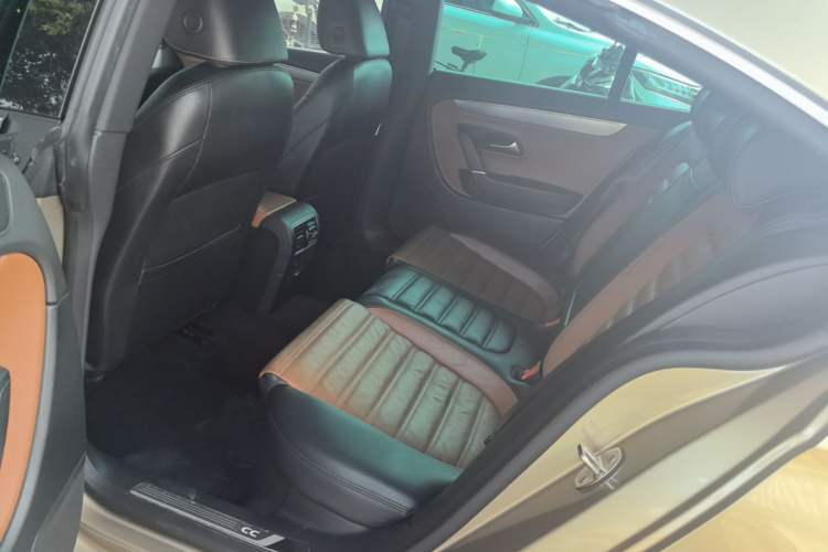 Used Volkswagen FAW-Volkswagen CC 2015 1.8TSI Luxury Model Left Rear Seat