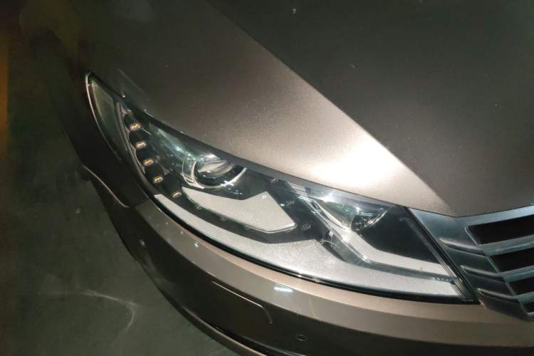 Used Volkswagen FAW-Volkswagen CC 2015 2.0 TSI Luxury Model Right Front Headlight